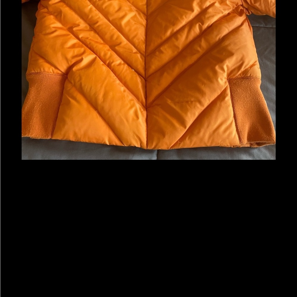 Guess Puffer - Picture 6 of 7